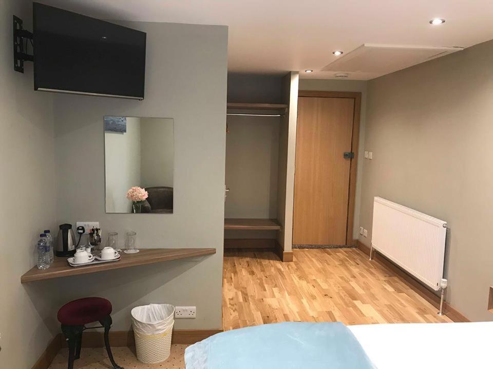 The Claremont Inn 보그너레지스 외부 사진
