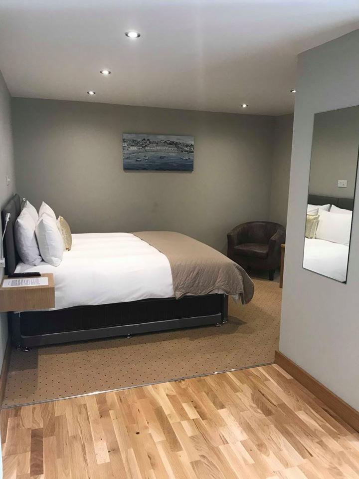 The Claremont Inn 보그너레지스 외부 사진