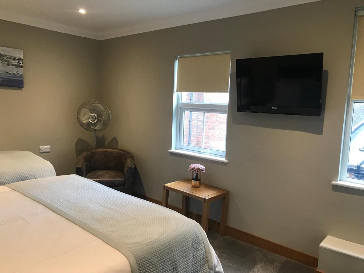 The Claremont Inn 보그너레지스 외부 사진